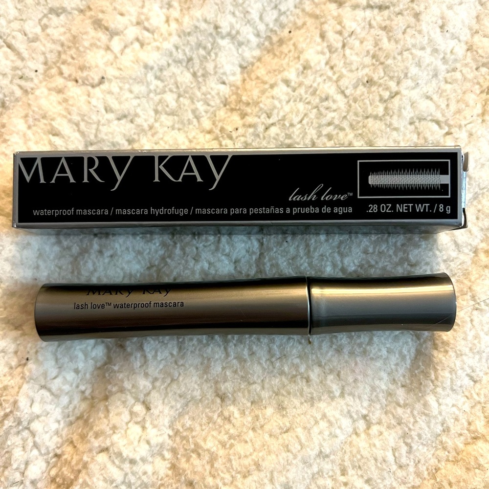Water proof mascara